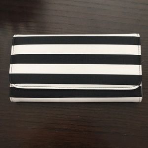 NWT Kut from the Kloth slim striped wallet